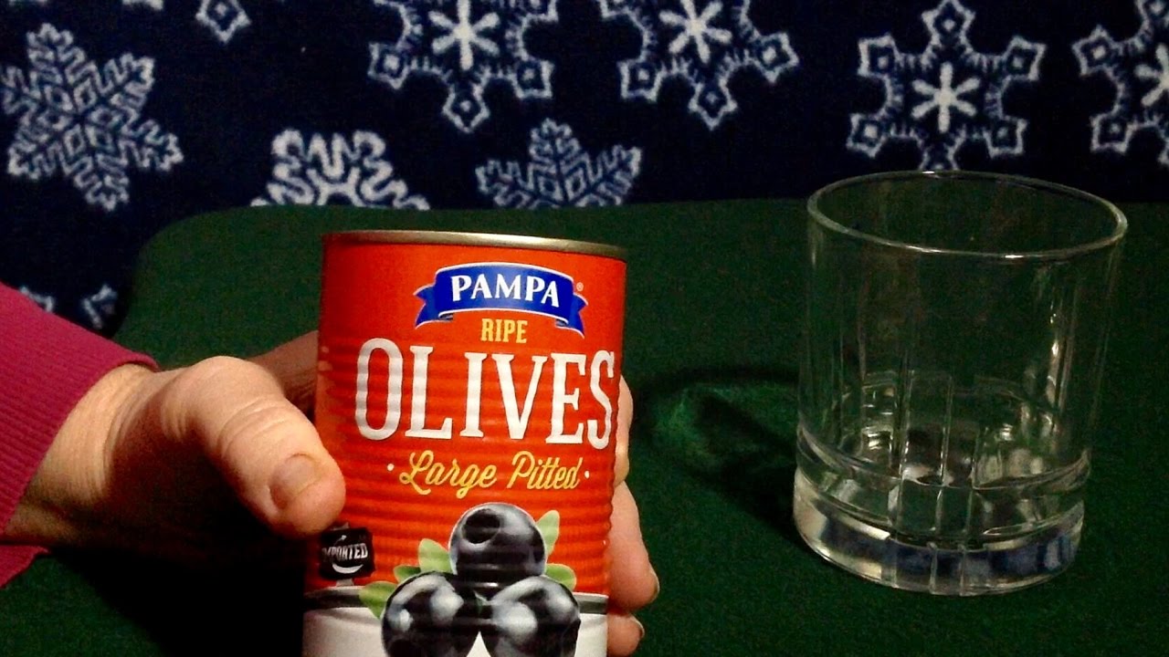 Quietly 🎧 Eating Pampa Black Olives, drinking olive juice, evening relaxation ASMR