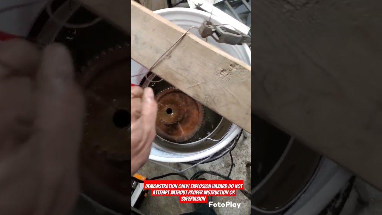Electrolysis Rust removal for the Clausing lathe project short video. #rustremover