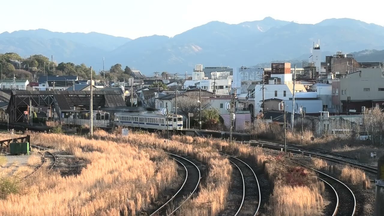 田川後藤寺駅を出入りするキハ147系と平成筑豊鉄道400型【4K】