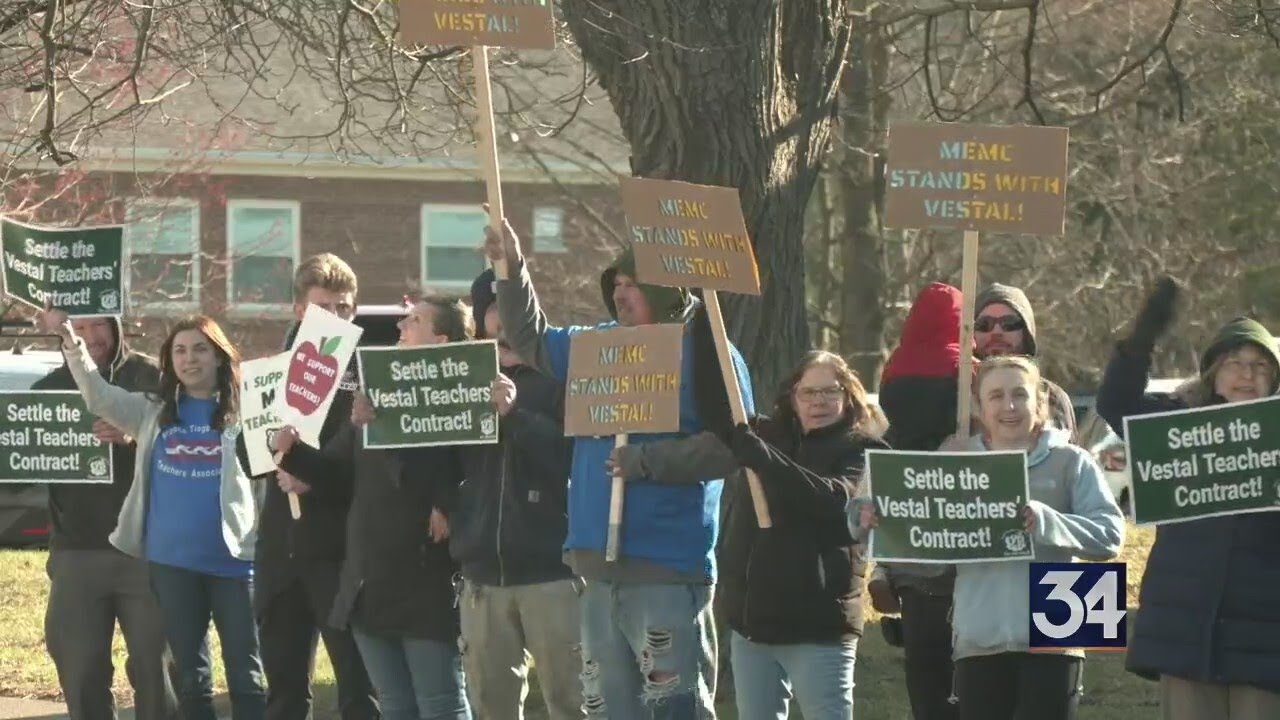 &ldquo;It stings&rdquo;: Vestal teachers protest for new contract