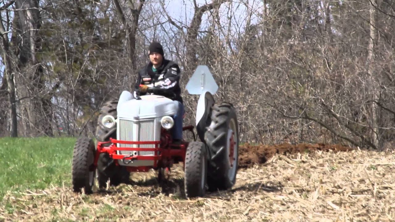 2014 Ford 9n & 2 bottom plow