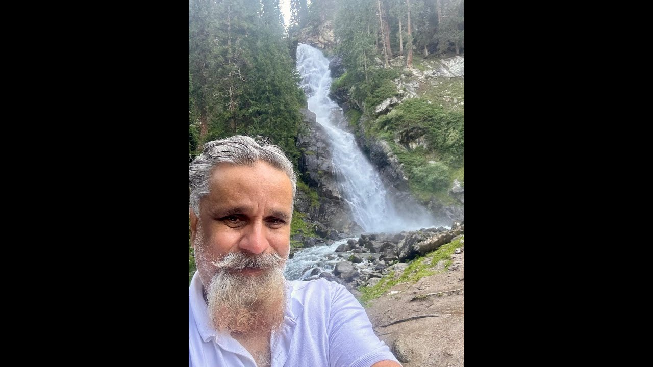KUND BANDA  Surviving the Hindukush Mountains.