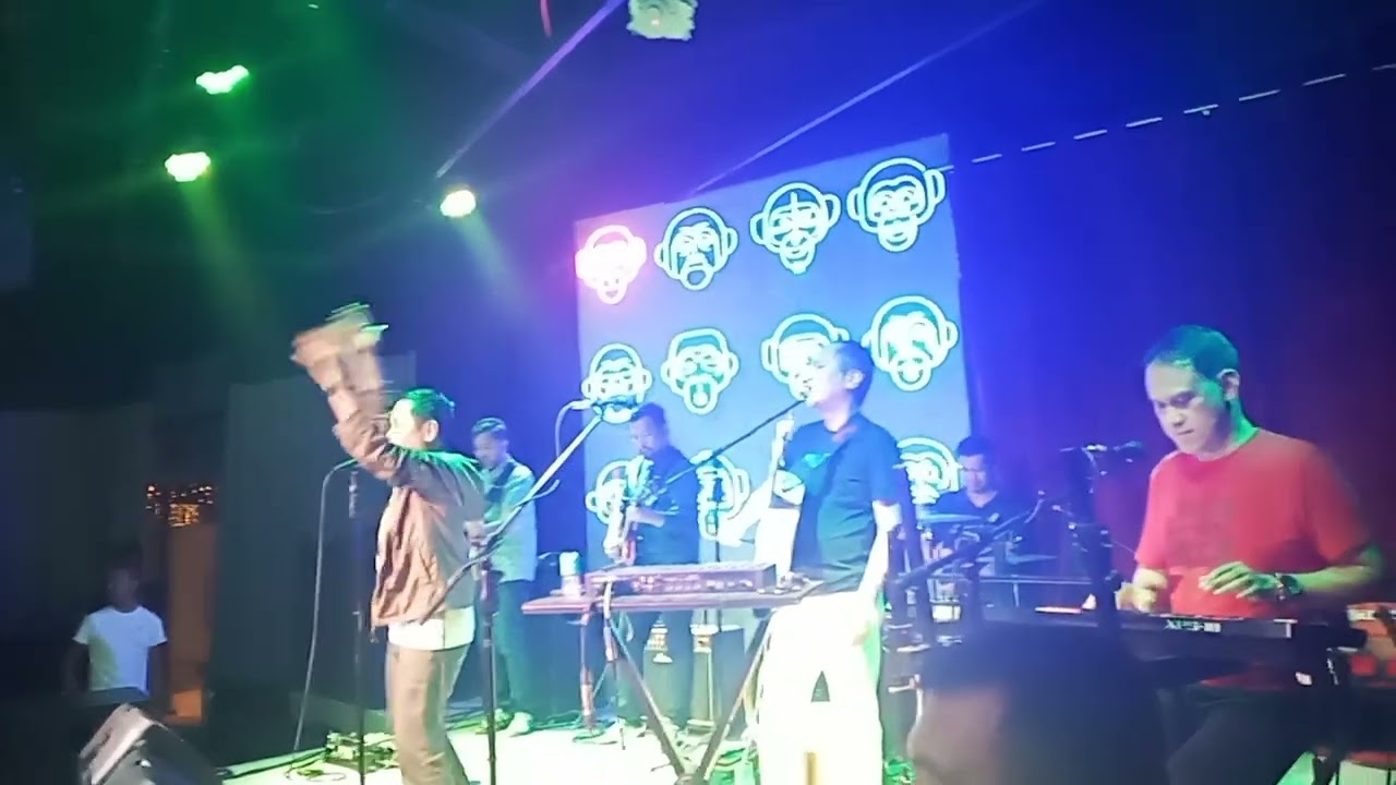 Dahil Ikaw By Truefaith (Live At 12 Monkeys 12.23.22)