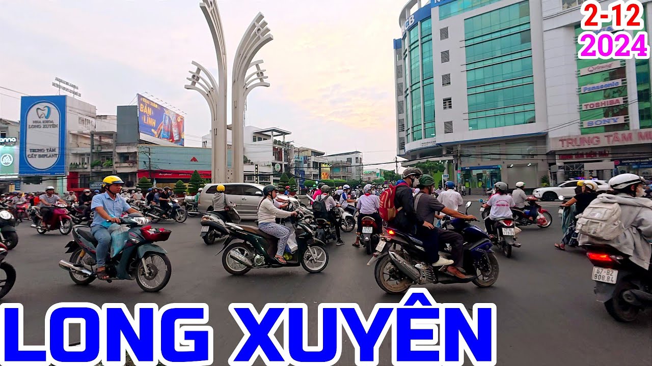 Chiều dạo phố Long Xuyên ngày 2-12-2024