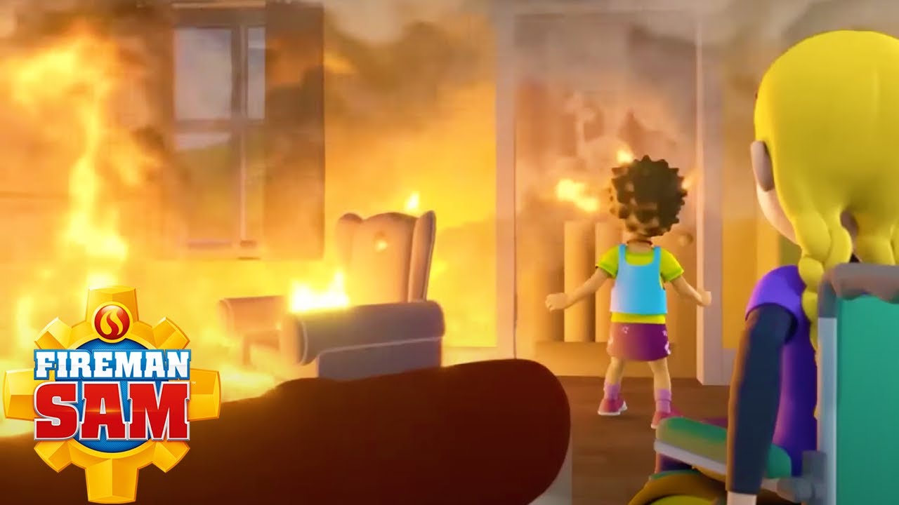Sam saves a burning house! | Fireman Sam Official | Cartoons for Kids