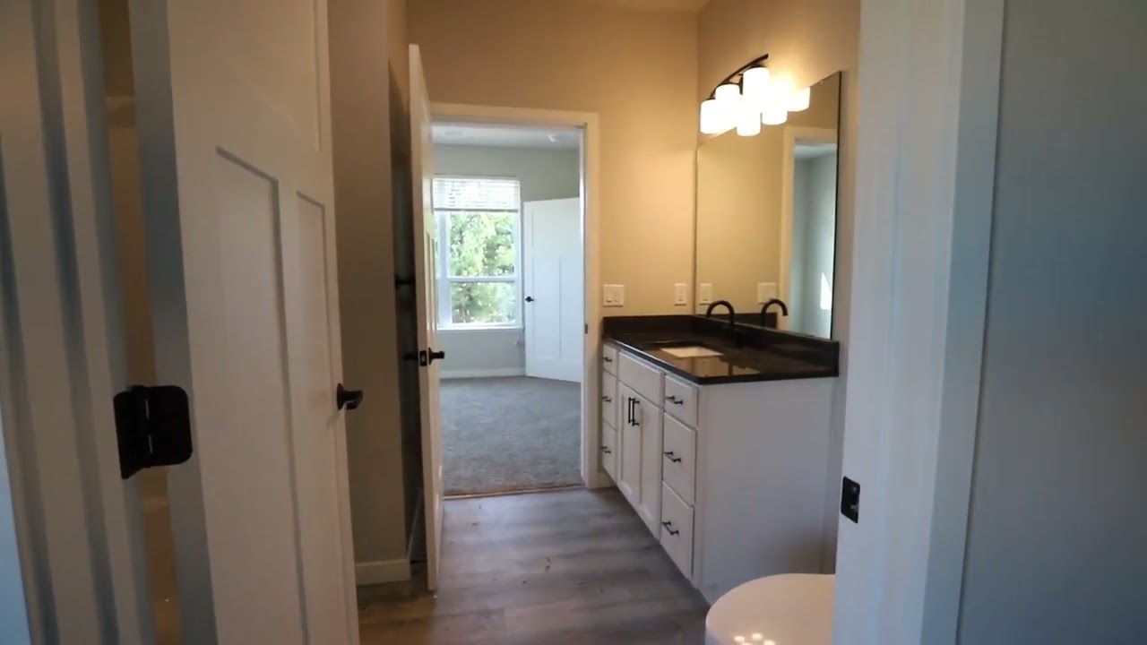 500 N Tratt St Apt 202 (Canon)