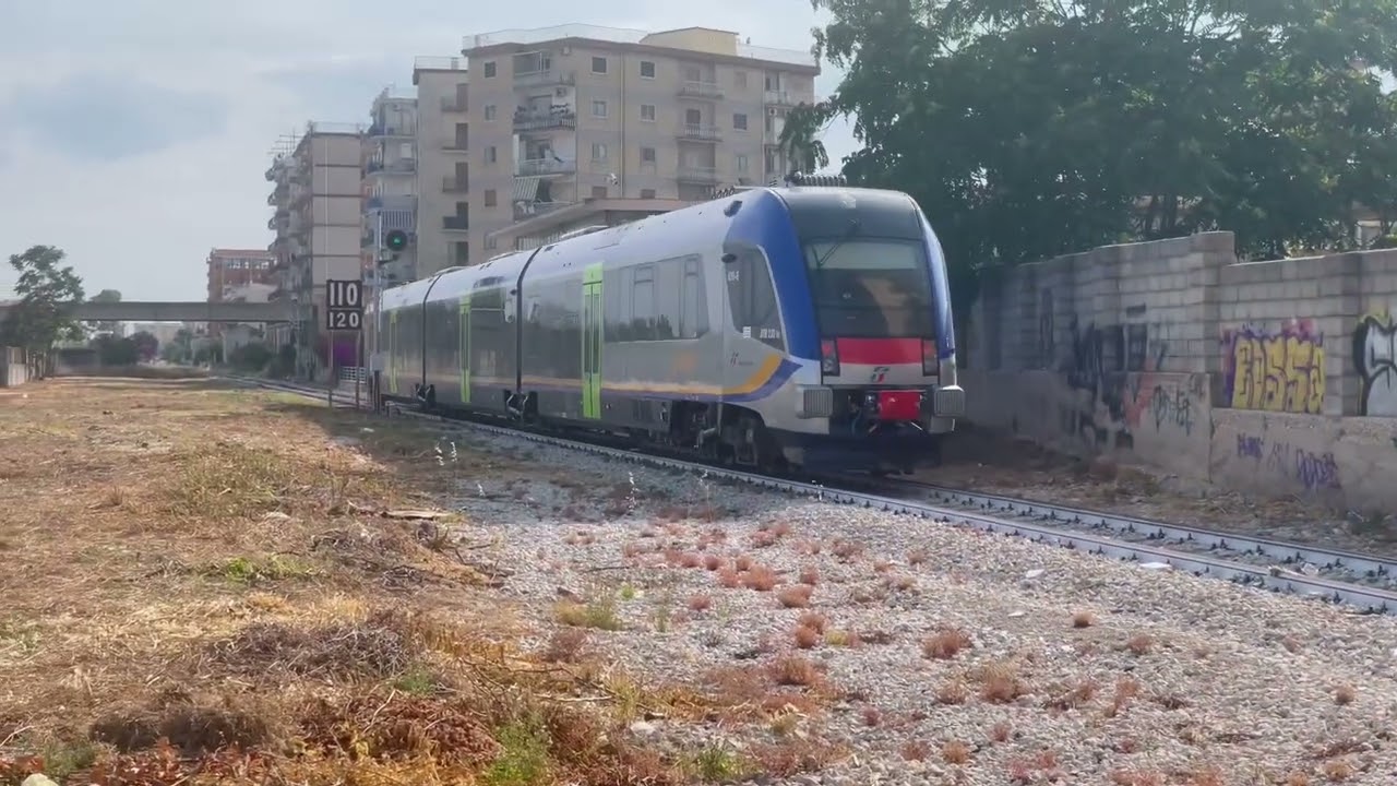 A Manfredonia con lo SWING  ATR 220 tr dopo il pensionamento delle ALn 668.