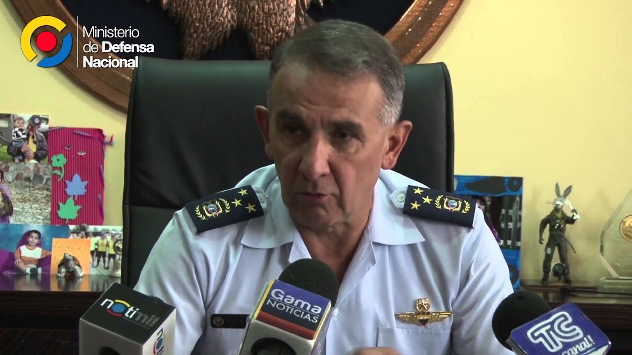 Entrevista al Teniente General Raúl Banderas Comandante General de la FAE
