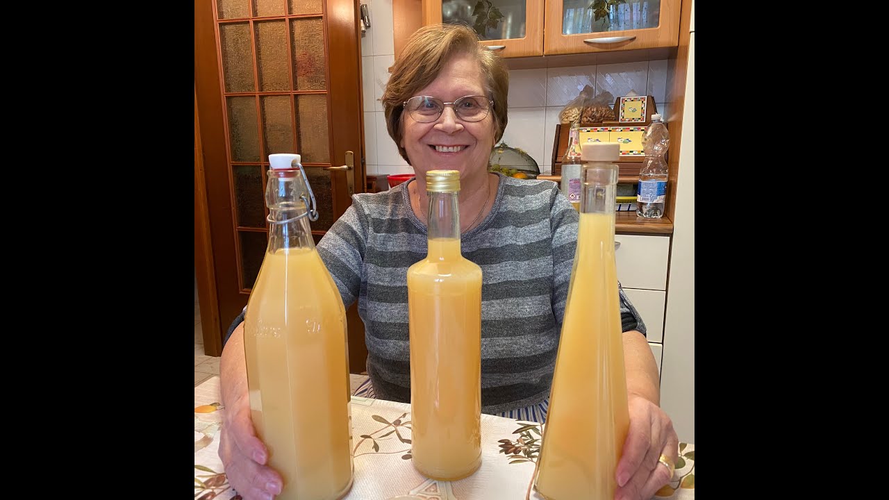 IL LIQUORE MANDARINETTO (OTTIMO COME DIGESTIVO PER LE FESTE) - RICETTA DELLA NONNA MARIA