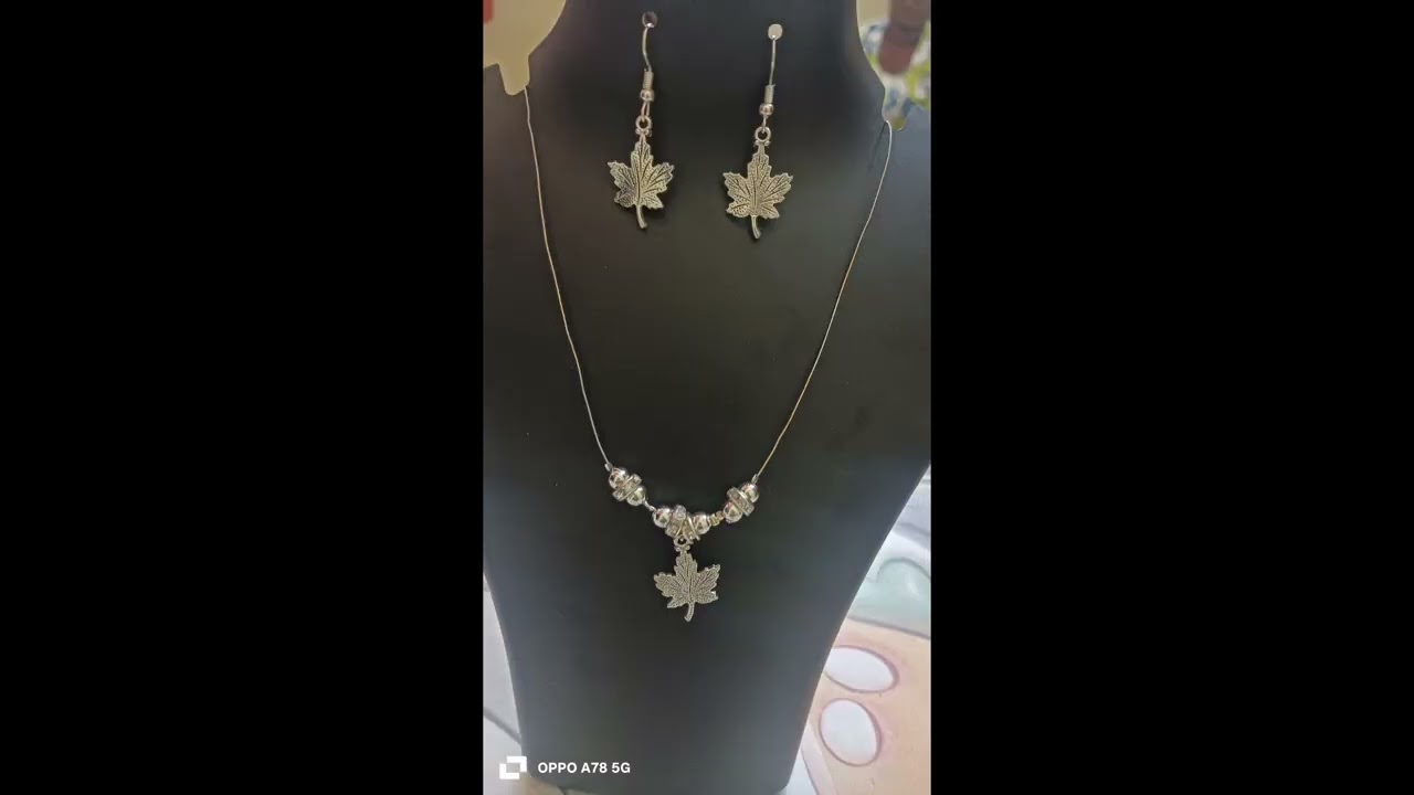 Av invisible chain available on instagram #treanding #youtube vedioes #handmadejewelry#kundhan