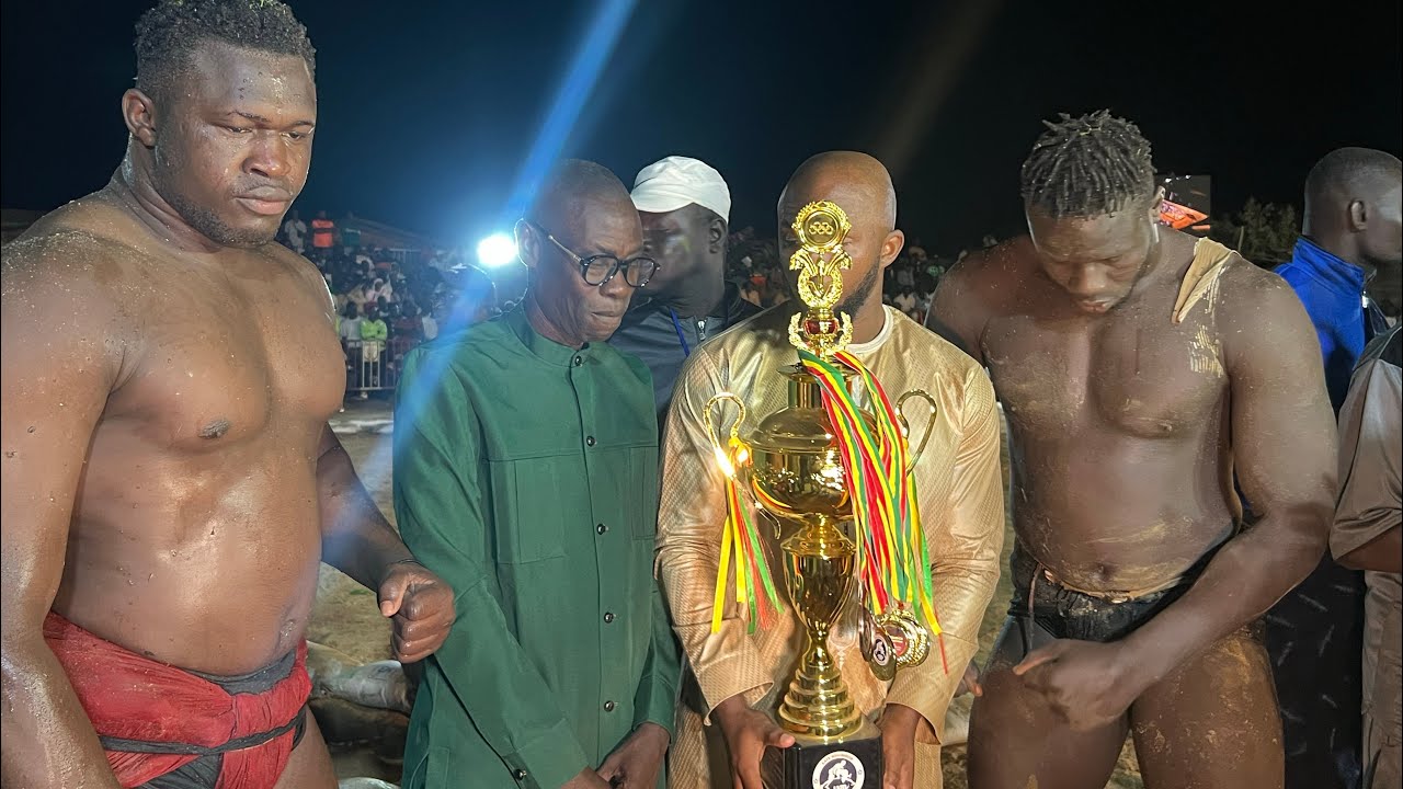 FINALE POIDS LOURD QUELLE COMBAT DE NGAGNE SENE VS BROSSE EL BANDIT A NDAGANE LAMB LAYE NDAGANE 