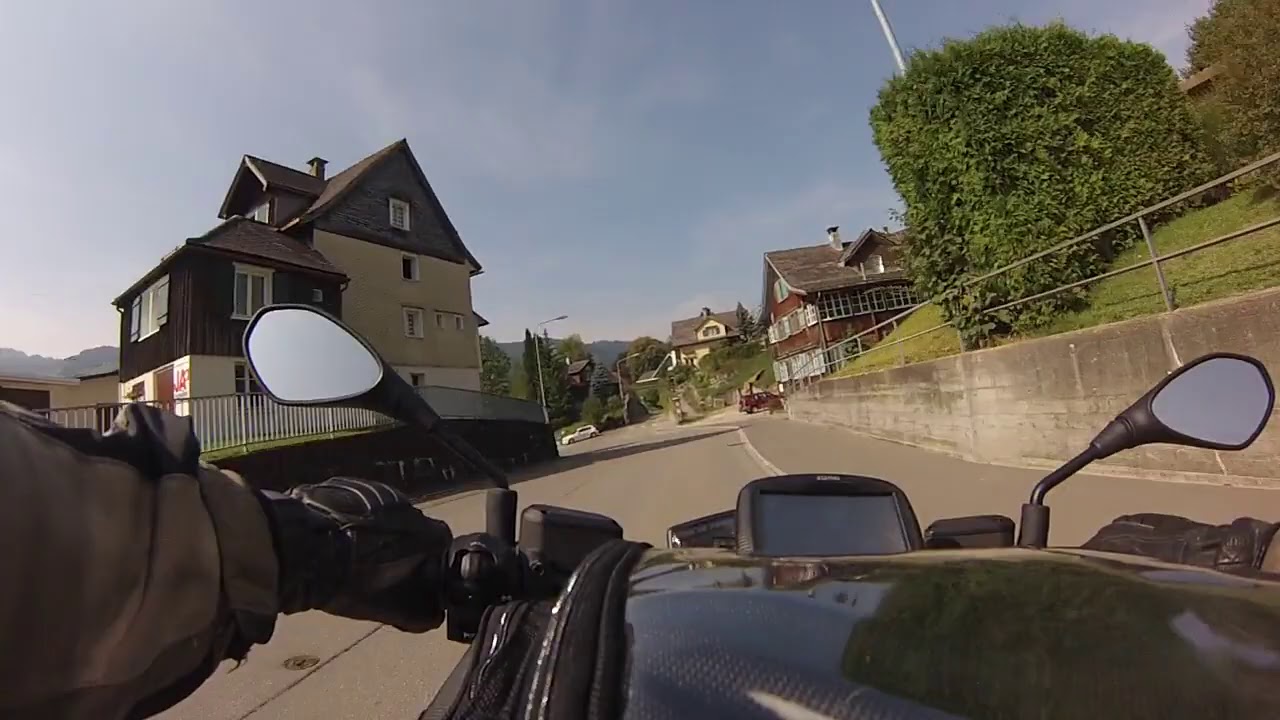 Herbstliche Motorradfahrt, durchs Toggenburg/Schweiz, Teil 2, Aprilia Shiver 900