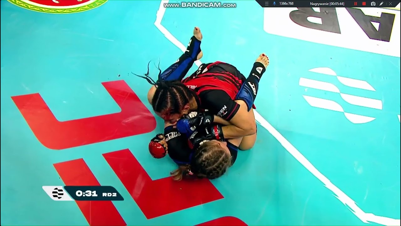 Magdalena Czaban vs Jenna Horto