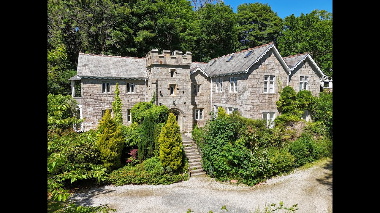 Property For Sale in Tavistock