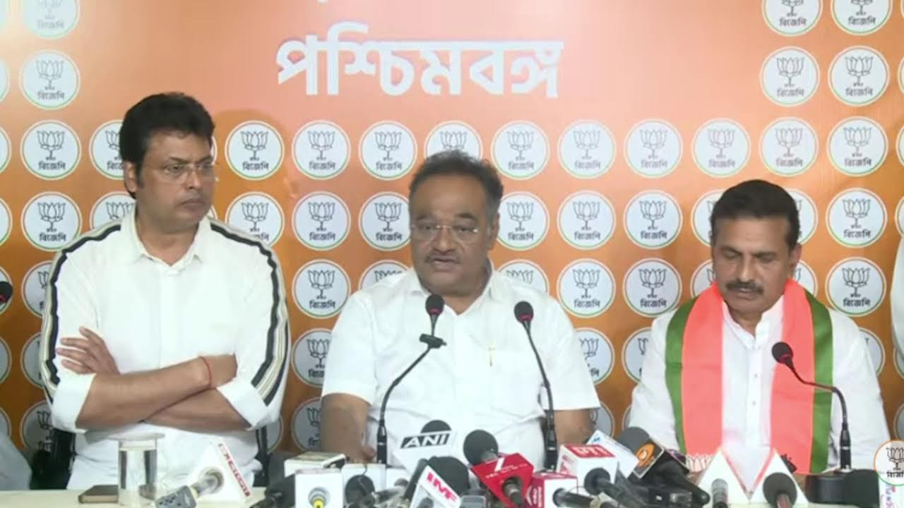 LIVE: Eminent personalities join the BJP at Salt Lake Office, Kolkata.