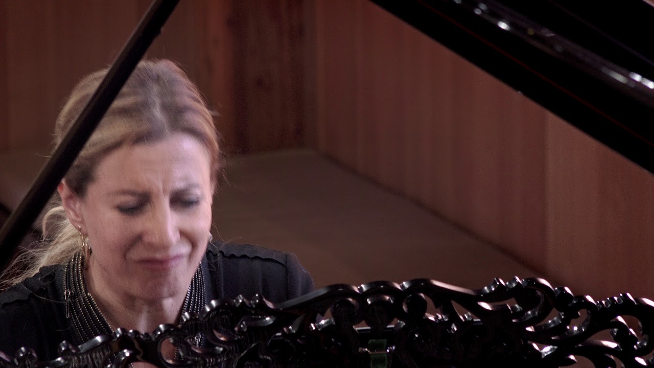 Chopin: Nocturne No. 3 in B Maj, Op. 9, No. 3 - Ingrid Fliter