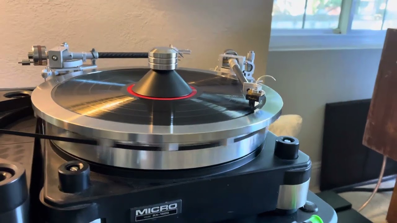 Wayne’s Audio Turntable Periphery Outer Ring and Record Clamp   www.waynesaudio.com