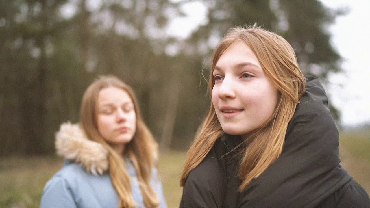 Saint Robots - Kelkimės (ft Amžinybės Karys, Skrebė, Dominyka, Izabelė, Anikė & Ciniq)