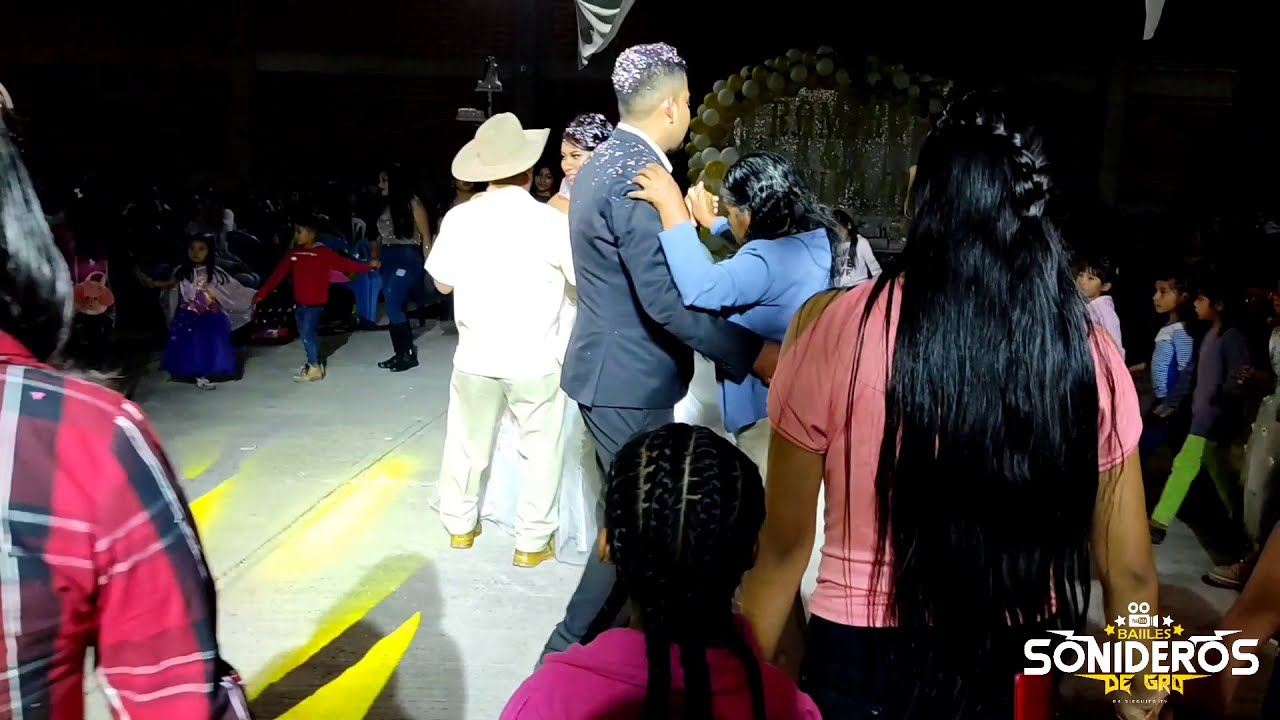 El tradicional Vals en una Boda!! En Tototepec Gro