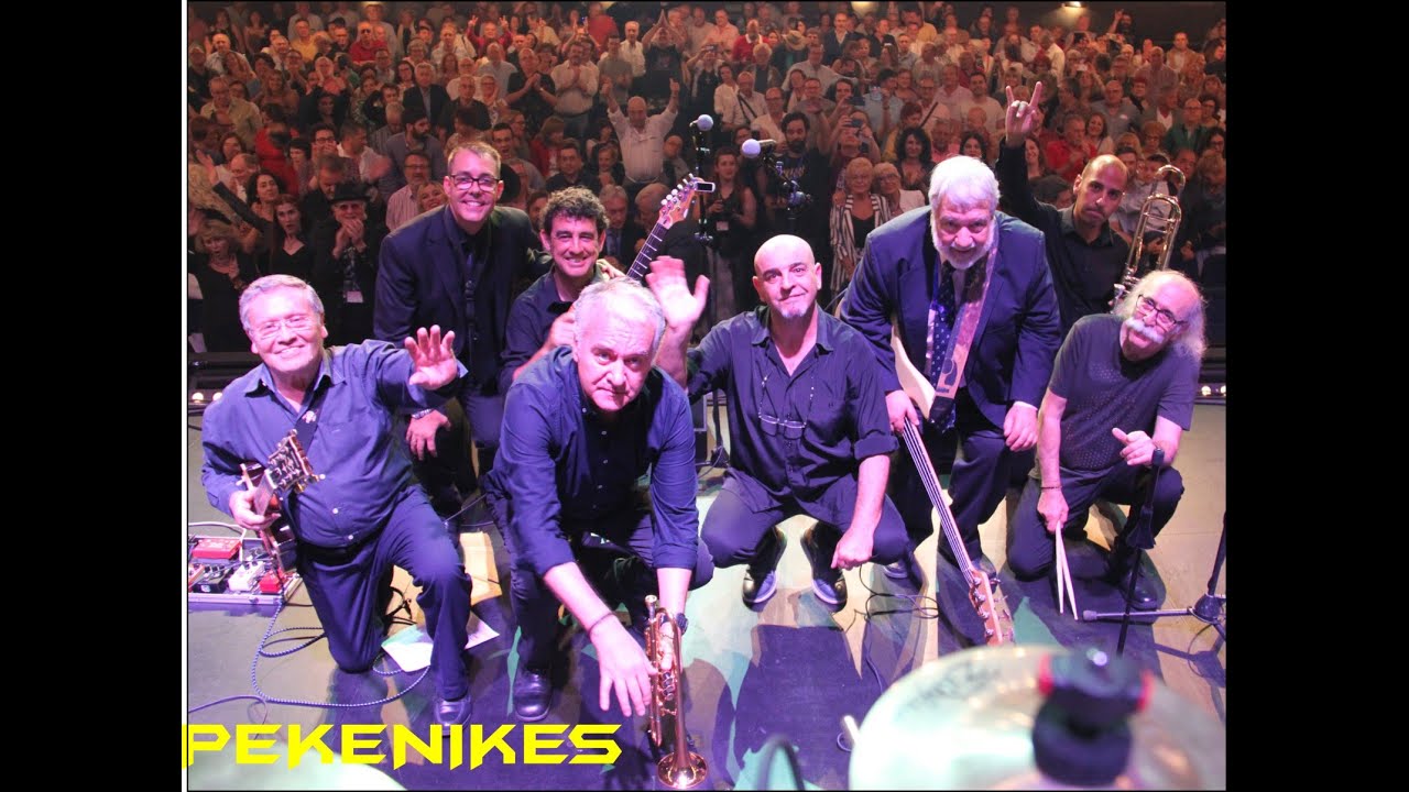 Cerca de las estrellas. PEKENIKES. Teatro Rialto