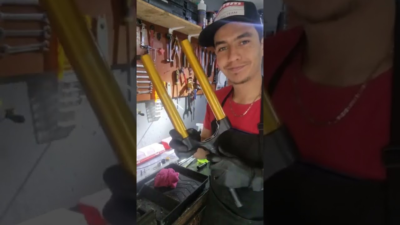 MANTENIMIENTO O SERVICIO A SUSPENSION DE AIRE MARCA CP PRO PARA BICICLETA