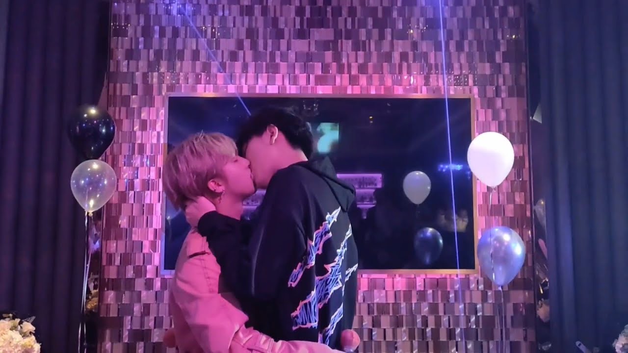 [Vietsub/BL] Món quà bất ngờ vào ngày sinh nhật ll Nhiếp Nhiếp & Hạo Hạo| Haohao & Nienie - bl kiss
