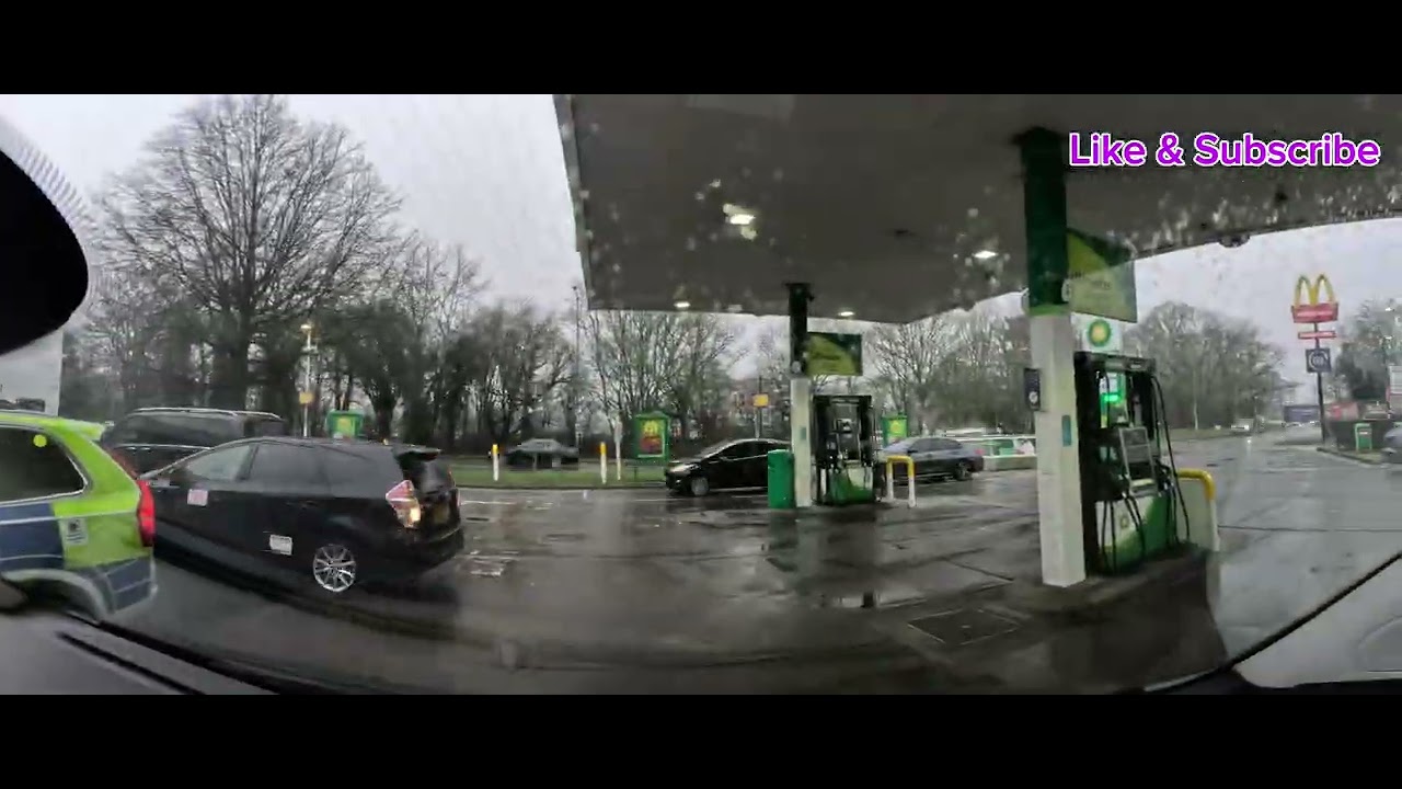 Gatwick Airport Drop off in the Tourneo 8/1/25