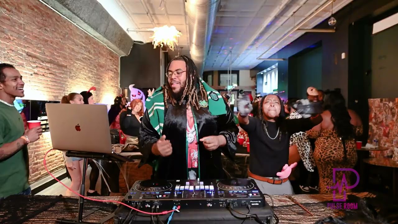 THE PULSE ROOM : DJ KING APOLLO ( HIP HOP , DANCEHALL , R&B , REGGAE ,  JERSEY CLUB , EDITS , )