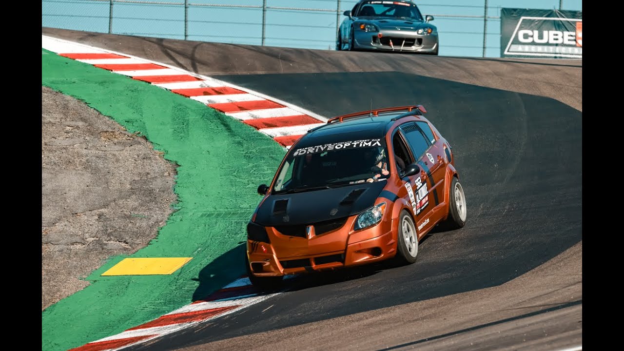 Pontiac Vibe/Toyota Voltz Laguna Seca