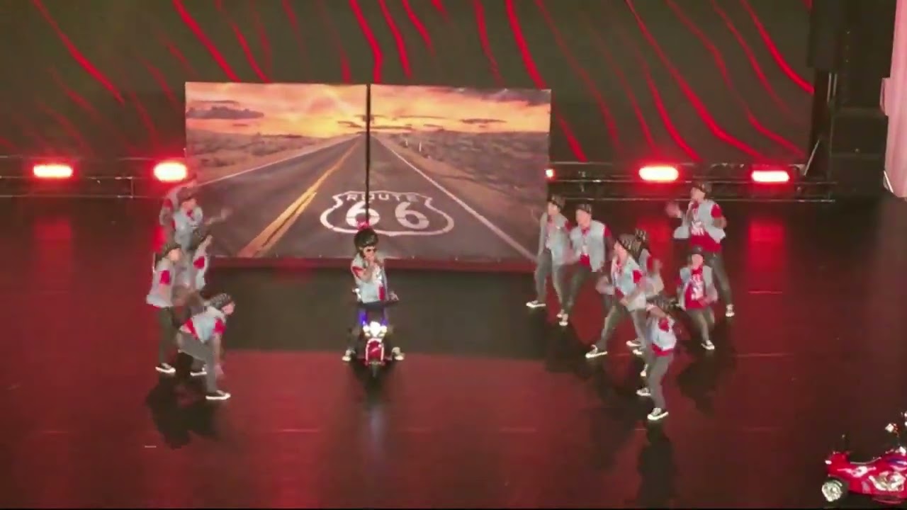 Runway 2022 mini děti - Harley babies