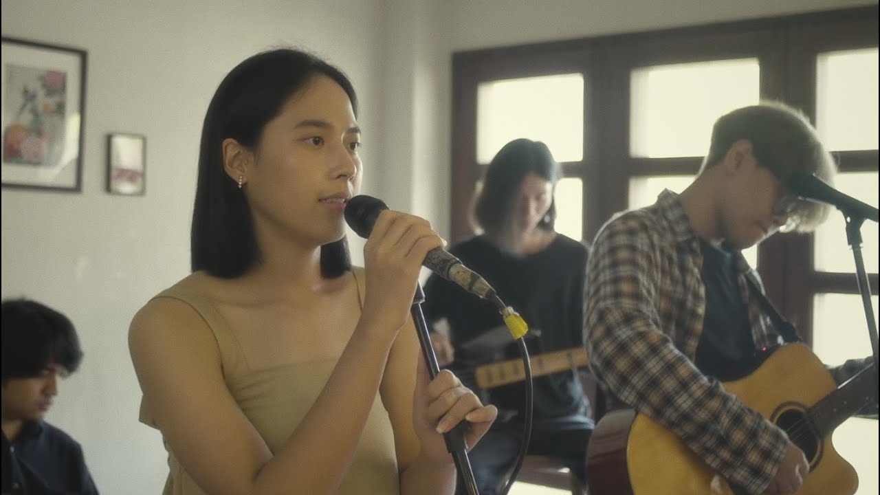 Uncle Ben - อยู่เป็นของขวัญให้ฉันก่อน feat. primatchareeya (Acoustic Live Session)