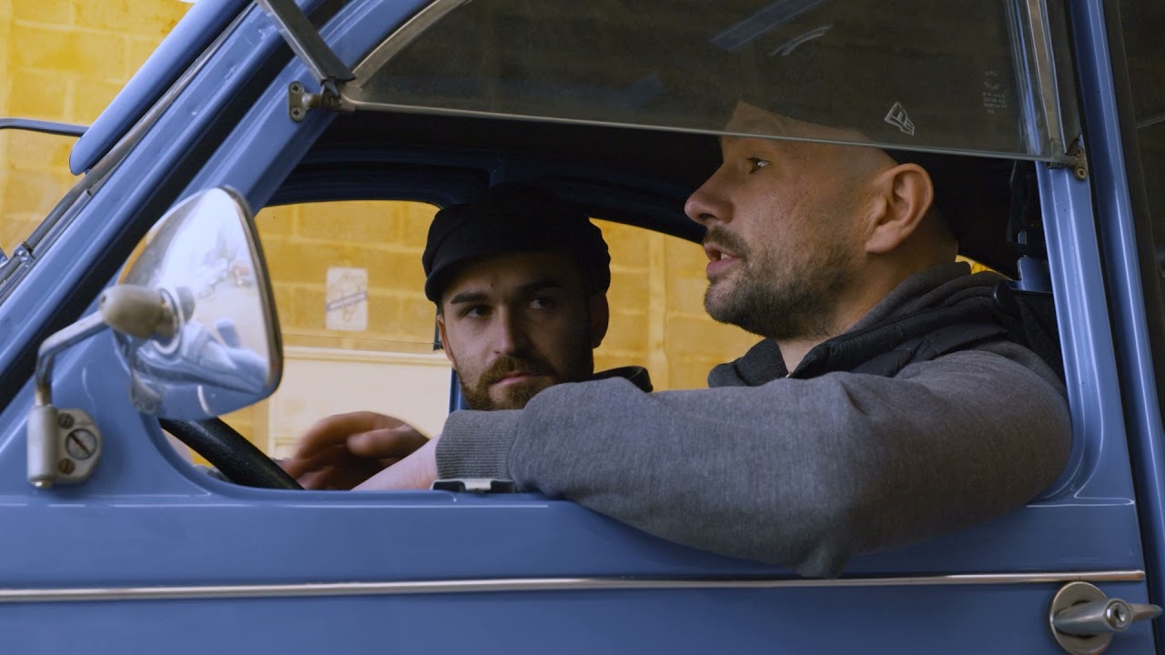 Épisode 1 Benoît et sa 2cv de 1977