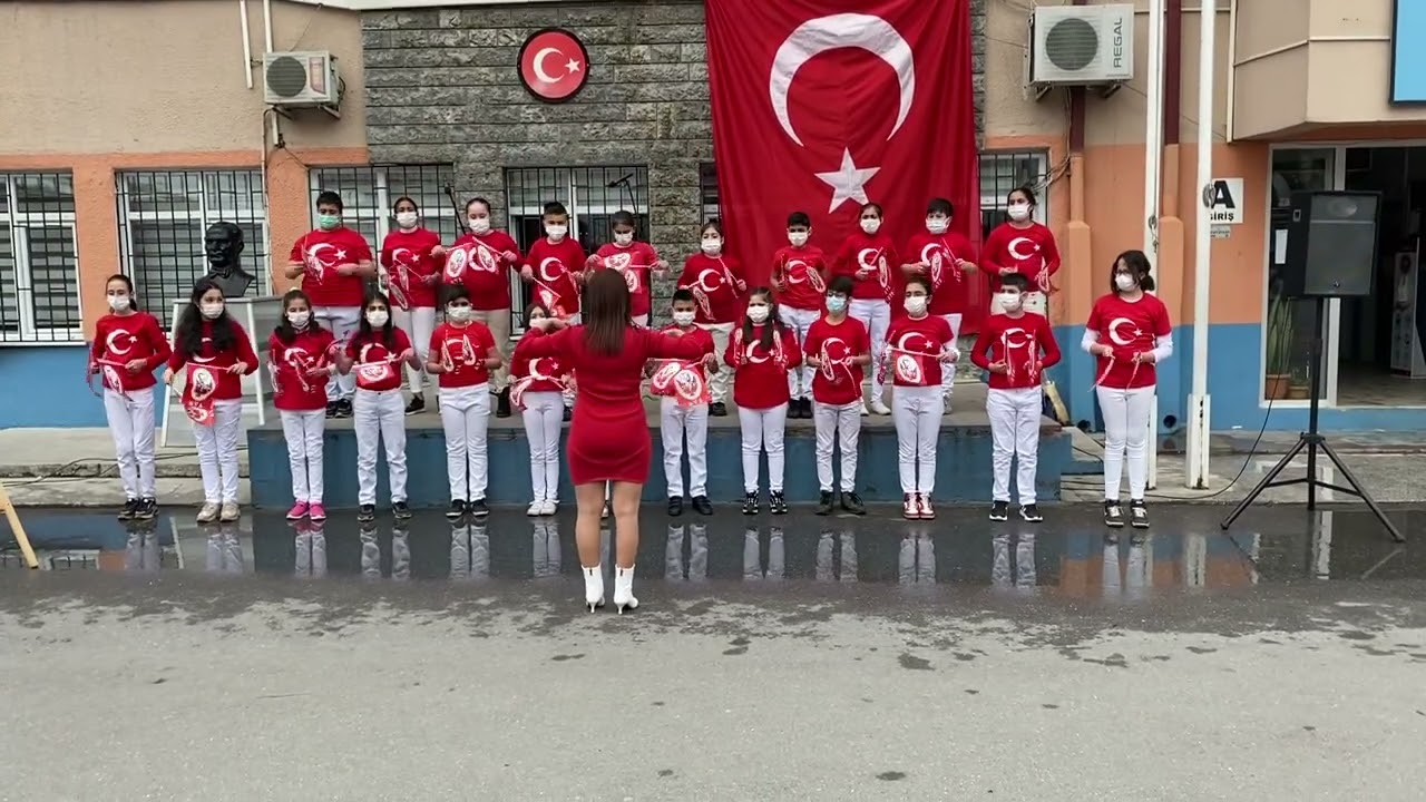 Ay Yıldızlı Bayrağım