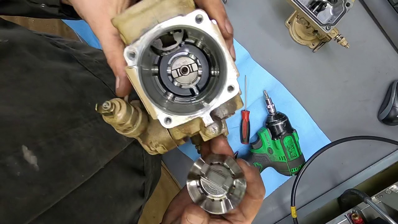 PART 1 Bosch ve Cummins injection pump tare down