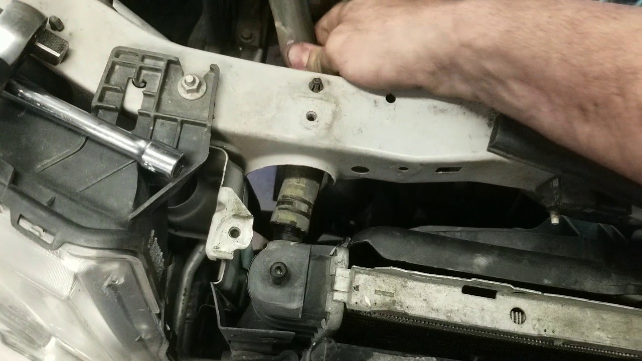 2011 Ford escape 2.5L intake removal