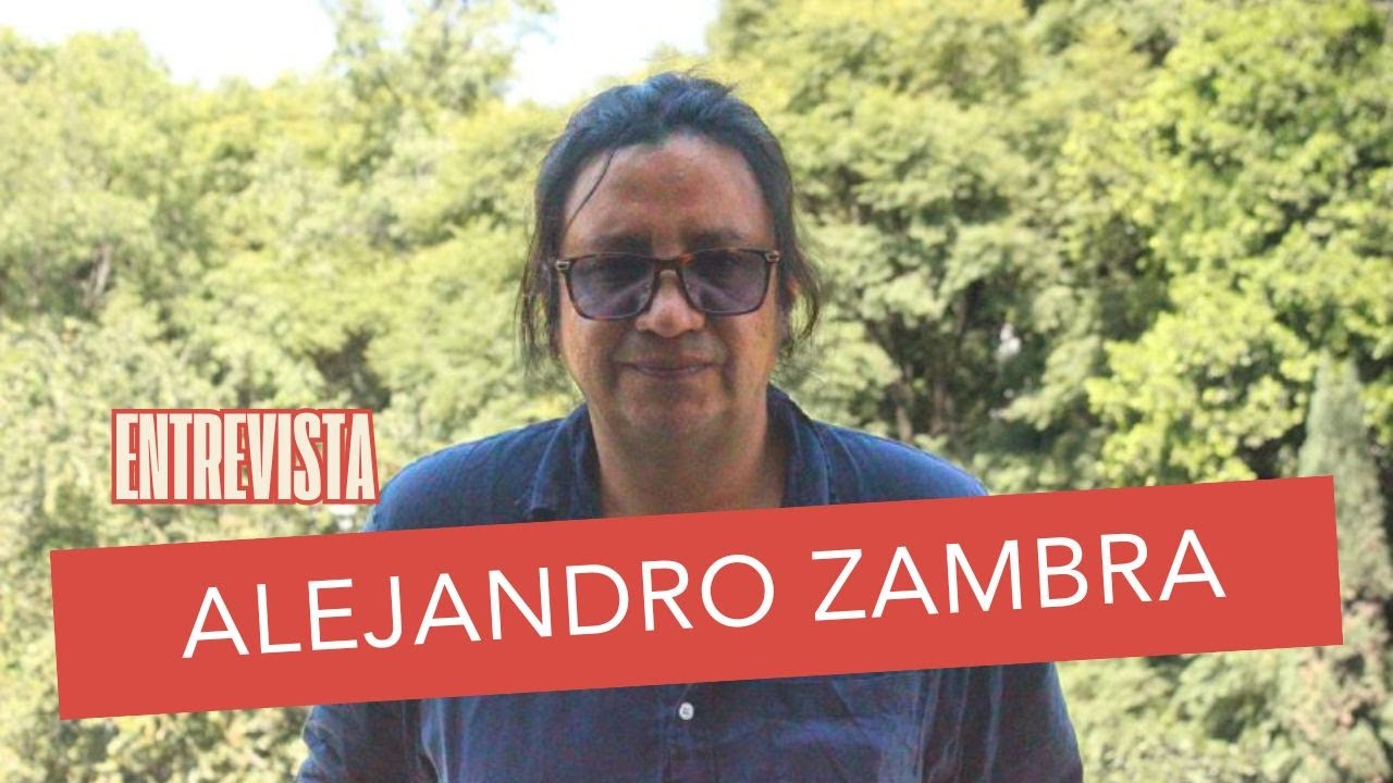 Entrevista al escritor chileno Alejandro Zambra en Guadalajara 2024