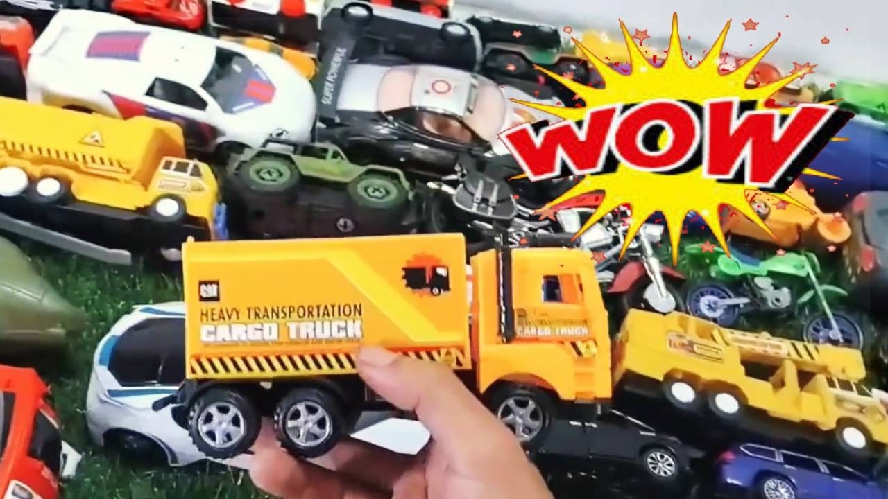 WADIDAAWW  Banyak Banget Mobilan Susunnya, Lihat Ada Exsavator , Truk Oleng, Mobil Ambulance 🛵🏍️🛺