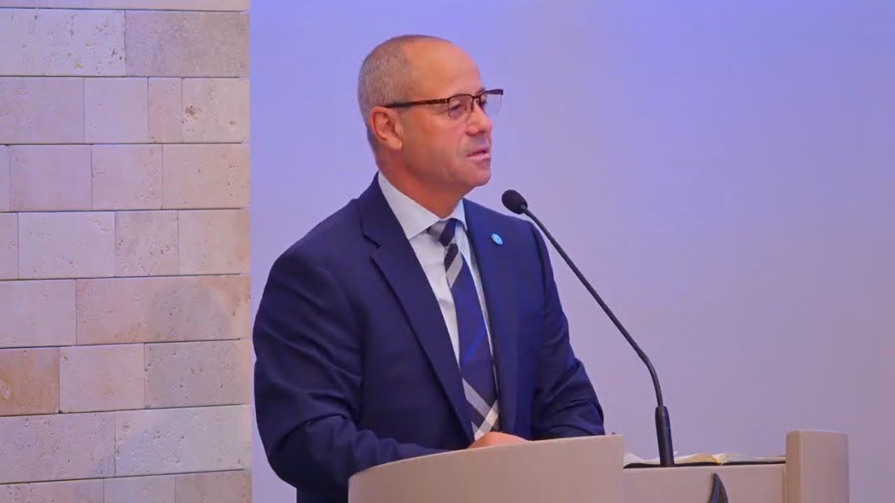 Luigi Mițoi - Nu poți fi fericit dacă nu dai totul!