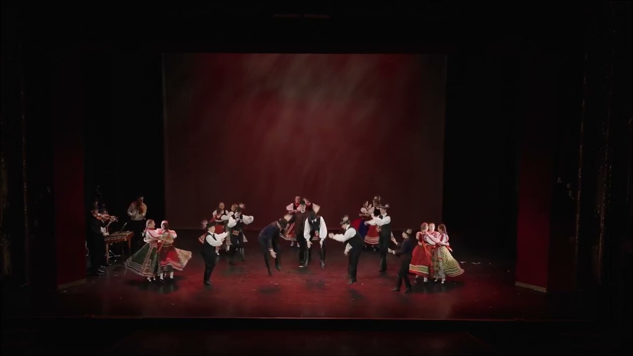 Kalotaszegi táncok az Operettszínházban