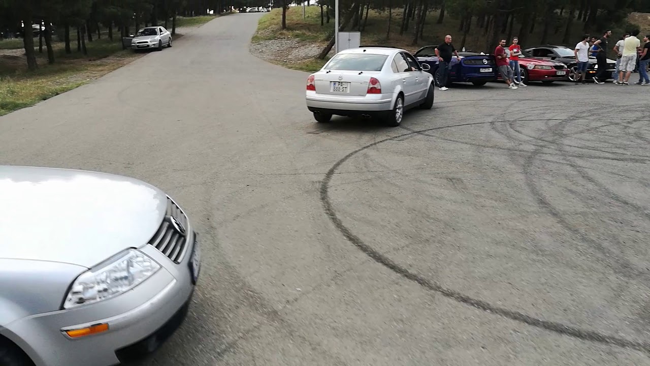 PASSAT W8 SOUND