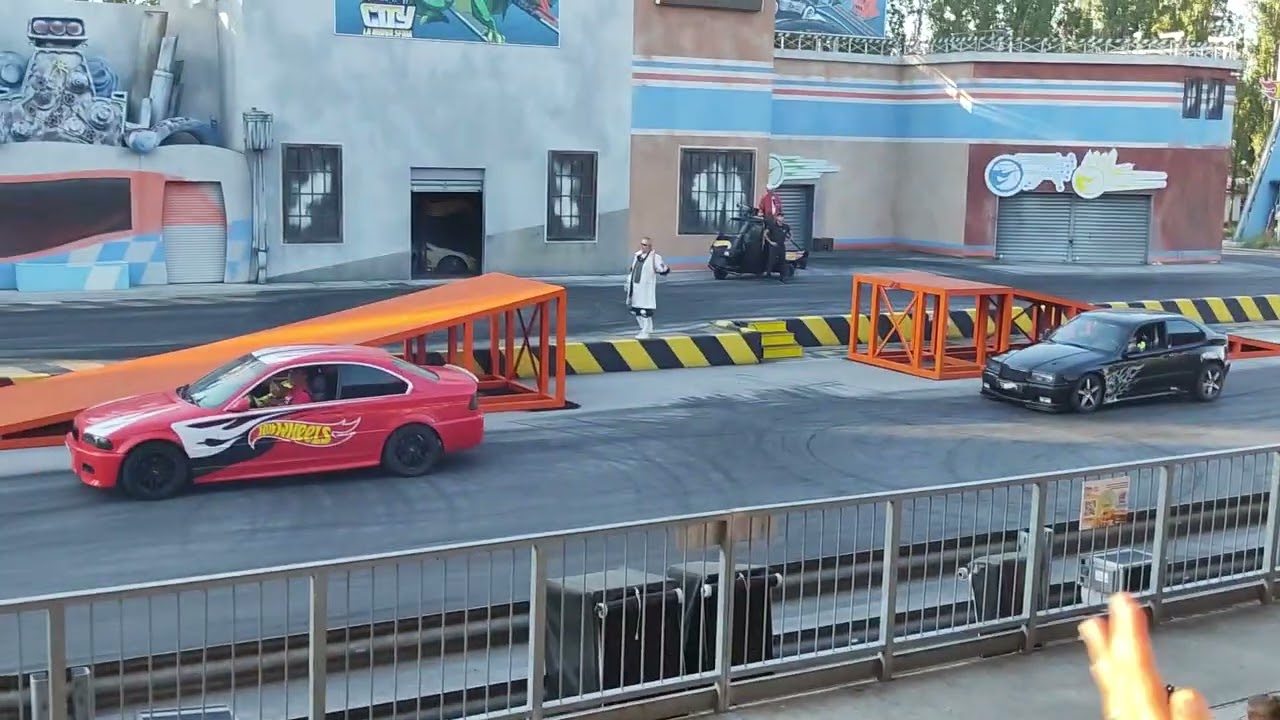spettacolo Mirabilandia Hot wheels 2024 ( Questo spettacolo migliora sempre di più )😍😮