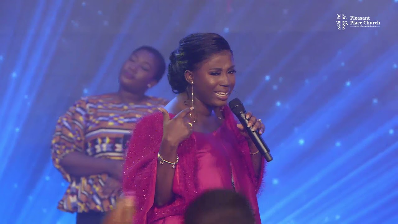 Diana Hamilton's sensational ministration at the Pleasant Place Church.