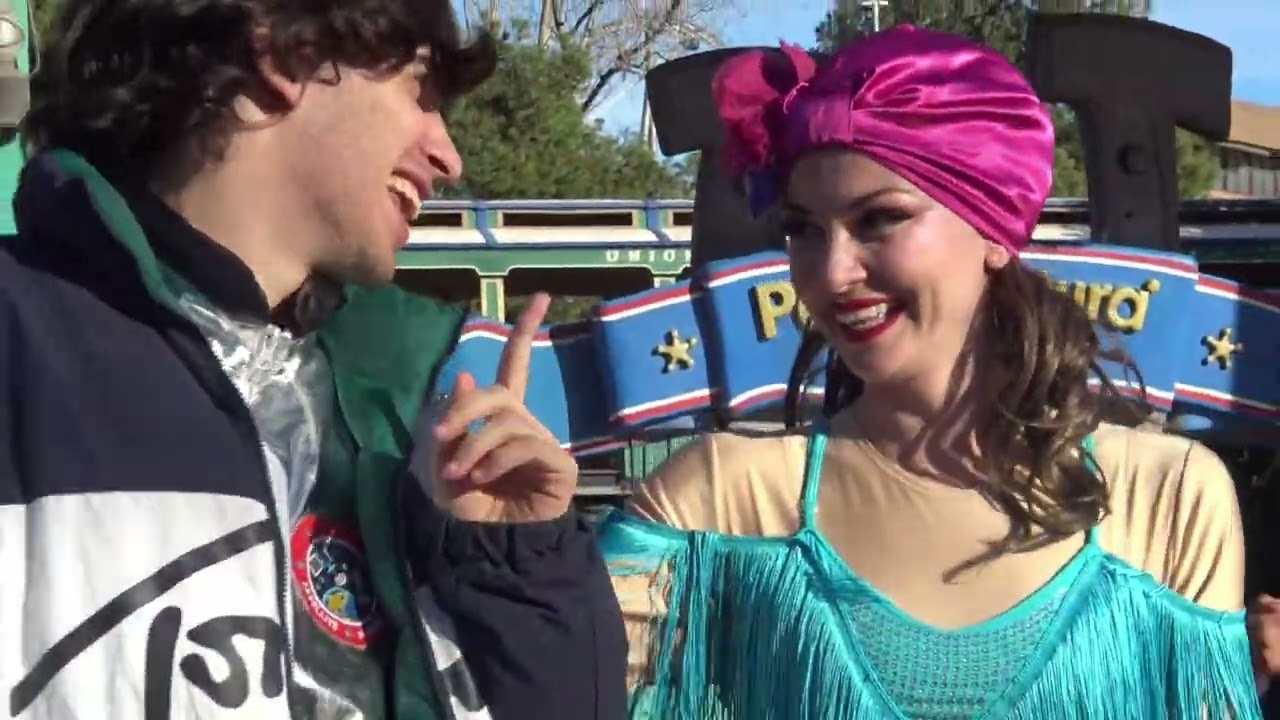 animación de calle saloon portaventura carnaval 2024