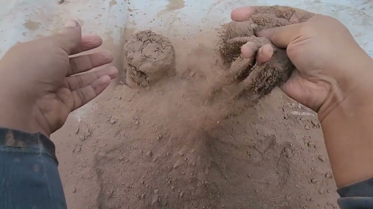 Brown dirt dry floor crumbling | KHSH ASMR