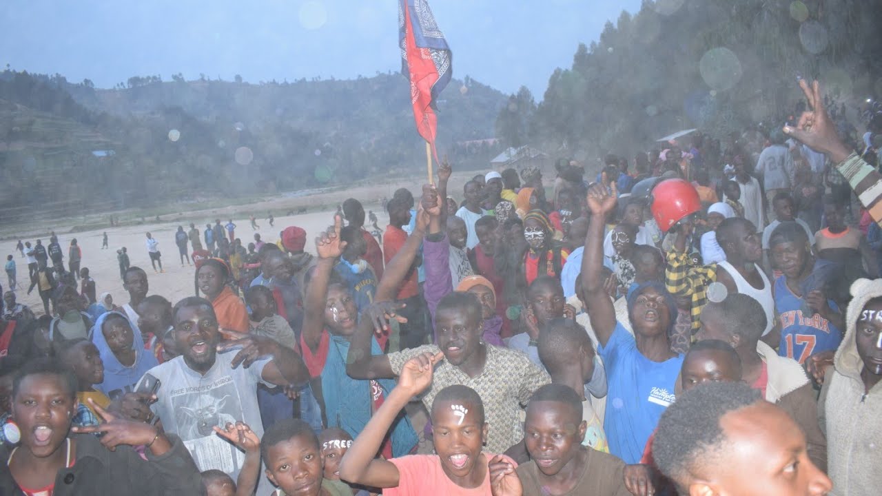 UMUKINO WA GIZE ABAFANA BADASANZWE MURI AFRCA WAHUJE EKIPE YA STREET F.C NA EKIPE YA KABAYA