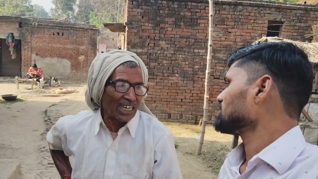 Chacha Bidi Pi rahe the to unse kuchh poochh liya #funny #comedy #vlog @ManojDey 