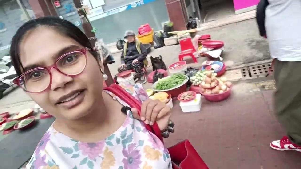 Korea சந்தை பாத்துருவோமா🤩