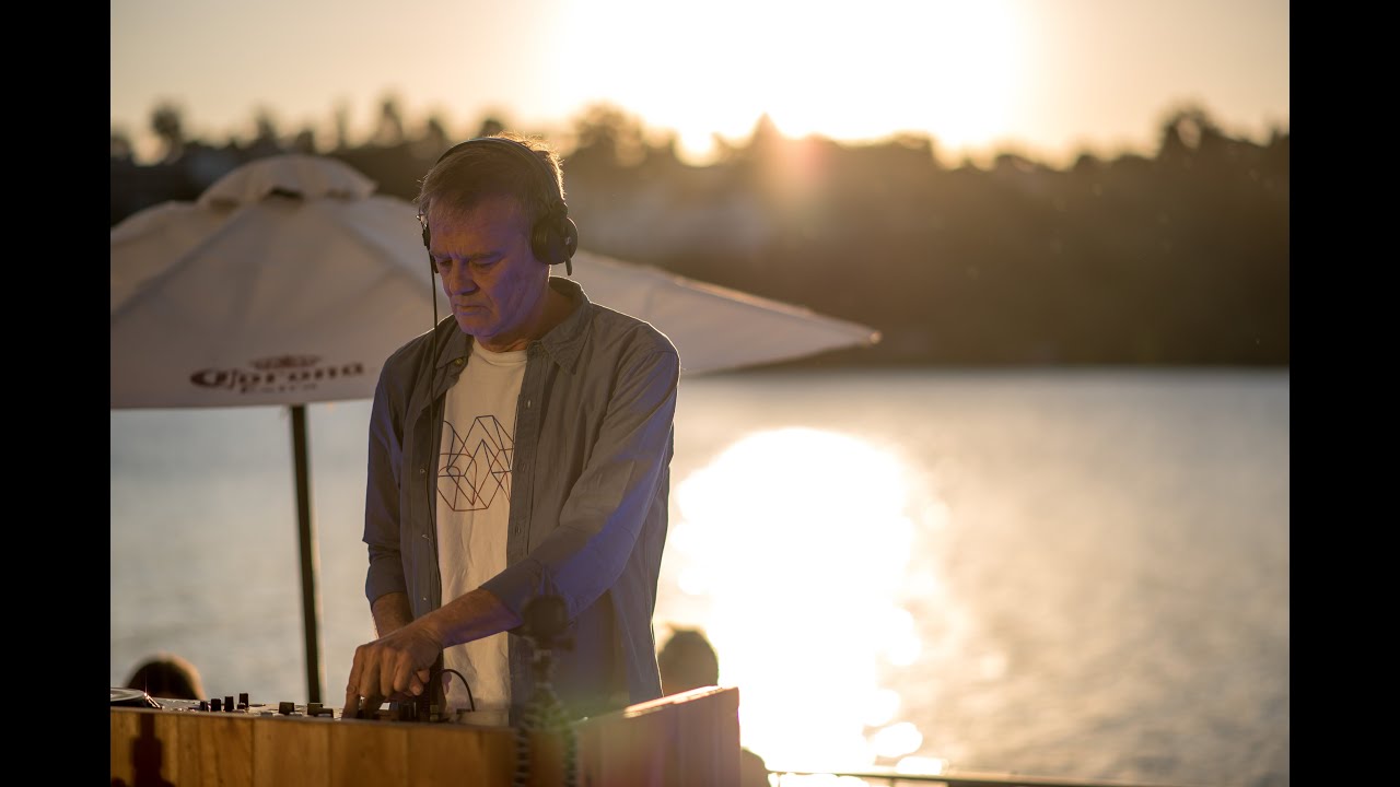 Bravo Cafe Sunset - Carlos Alfonsín