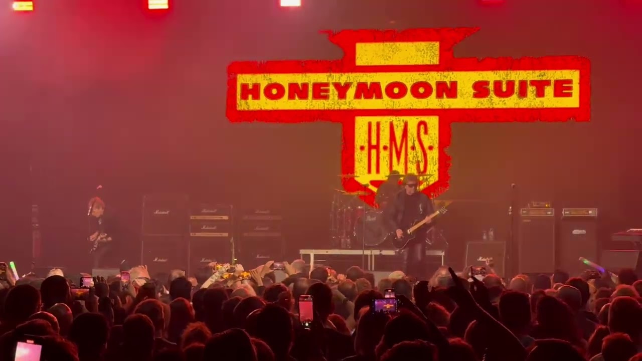 Honeymoon Suite - Burning in Love