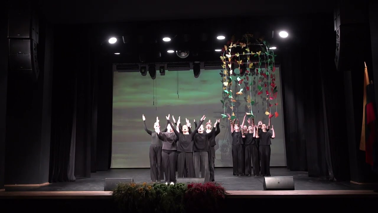 Teatralizuotas koncertas „Dovana laisvei“ Zarasų kultūros centre